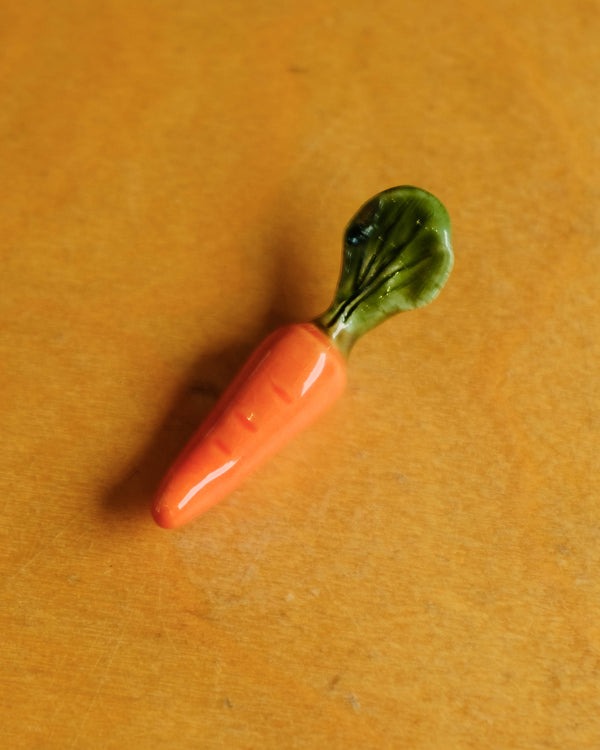 Carrot Chopstick Rest