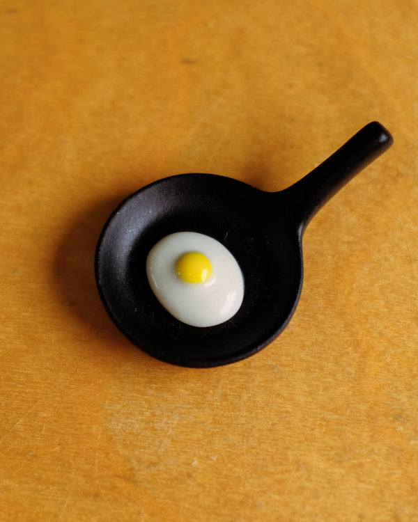 Fried Egg Chopstick Rest